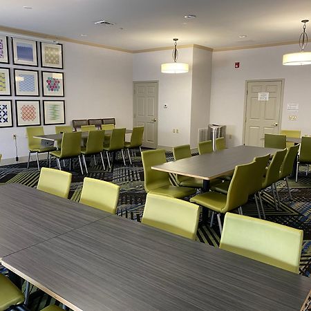 Holiday Inn Express & Suites Indianapolis North - Carmel By Ihg Eksteriør billede