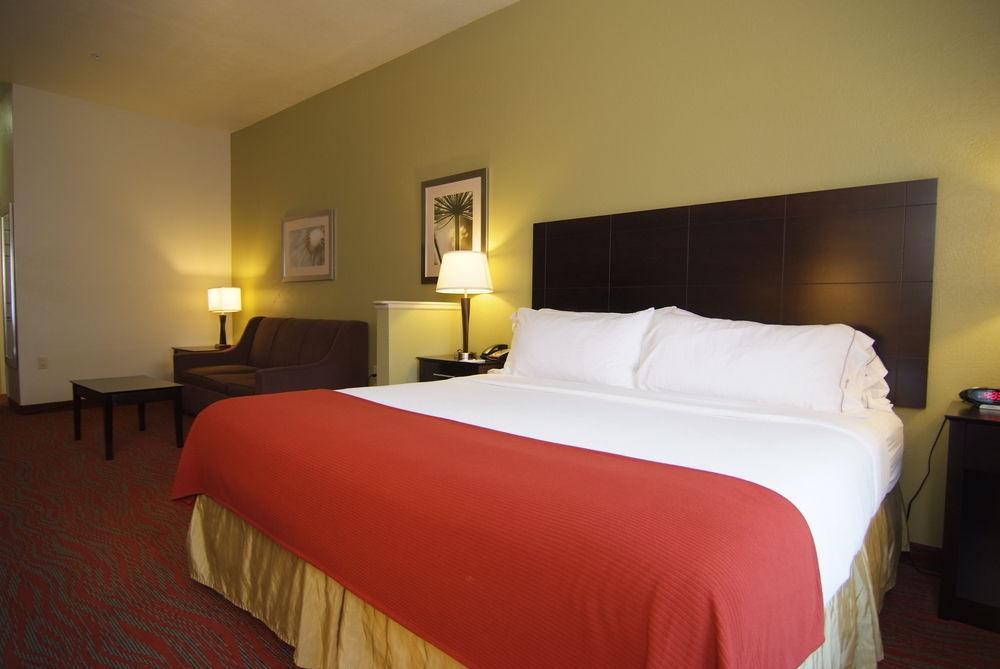 Holiday Inn Express & Suites Indianapolis North - Carmel, An Ihg Hotel Eksteriør billede